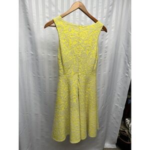 41Hawthorn Yellow Lace Overlay Fit Flare Dress Scoop Neck Sleeveless Zip‎